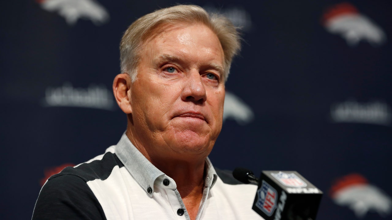 Elway says not trading stars, will see team through dive